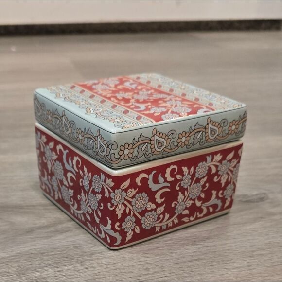 At Home Cloisonne Glass Decorative Trinket Box - Picture 5 of 8